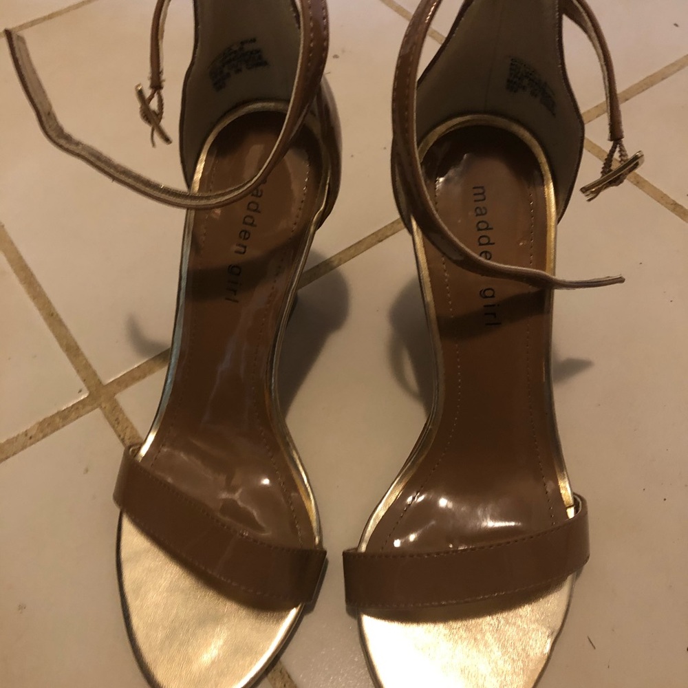 Small Wedged Heel